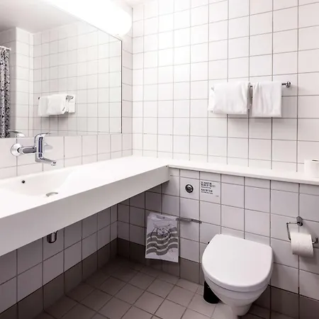 Отель Scandic Vest 4*