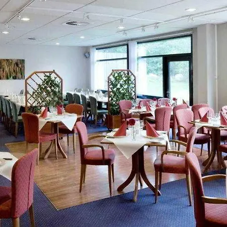 西奥胡斯斯堪迪克酒店 4* Århus