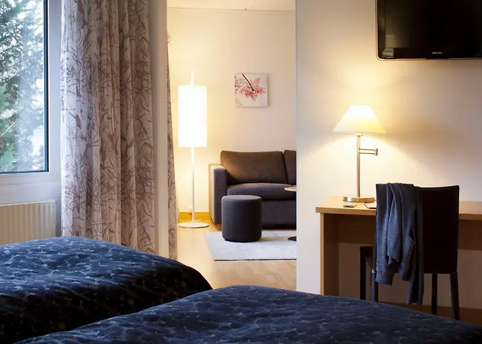 Hotell Scandic Vest 4*