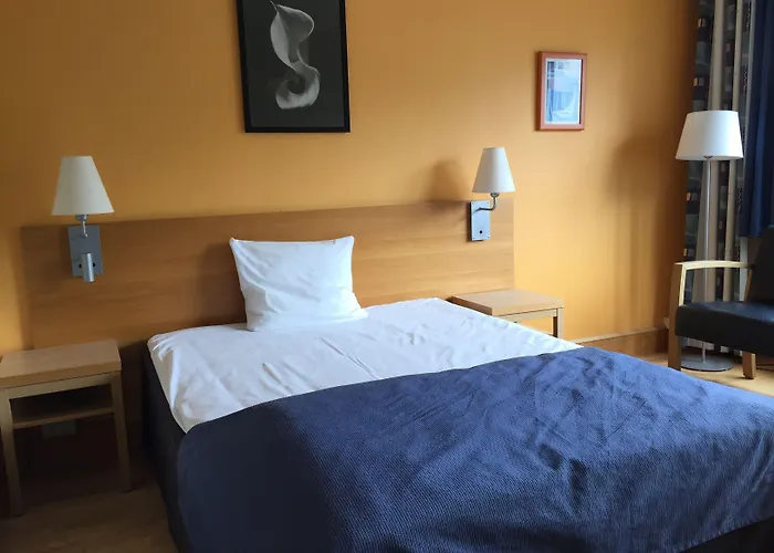 Hotell Scandic Vest 4*